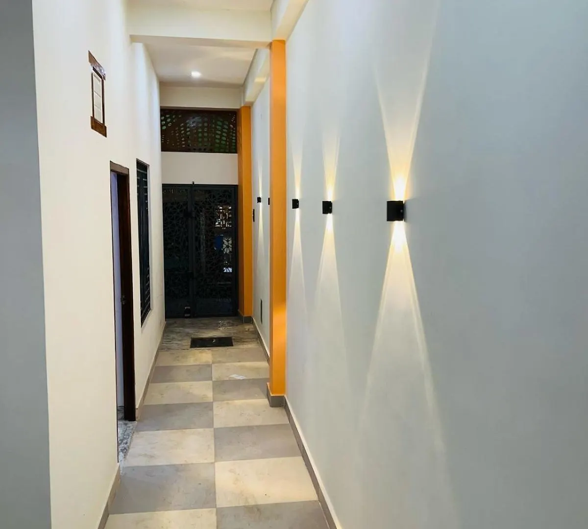 Shivaas Gaagar P Guest House Váránasí